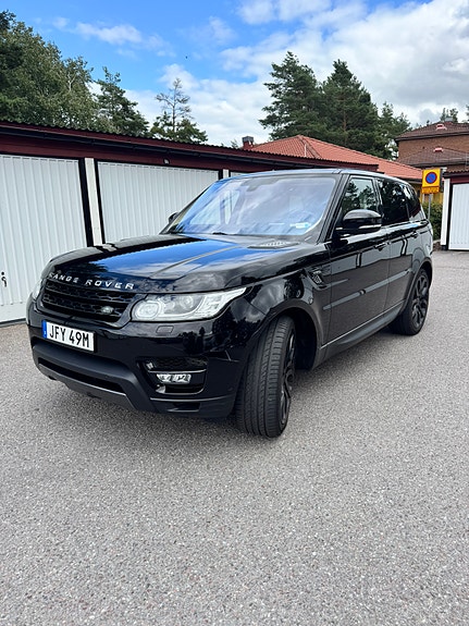 Land Rover Range Rover Sport 2 of 10