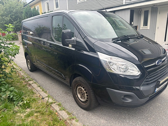 Ford Transit Custom 3 of 5