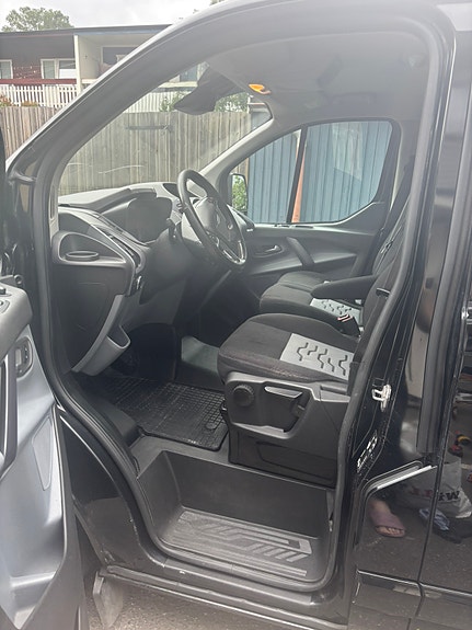Ford Transit Custom 5 of 5