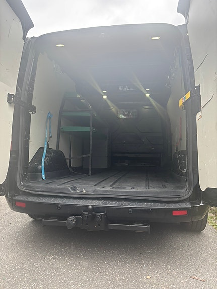 Ford Transit Custom 8 of 10