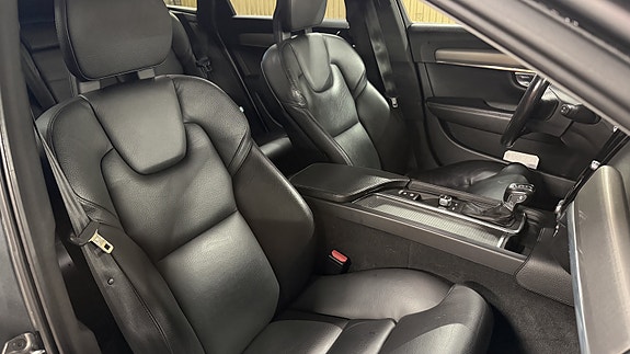 Volvo V90 6 of 12