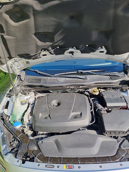 Volvo V40 4 of 5