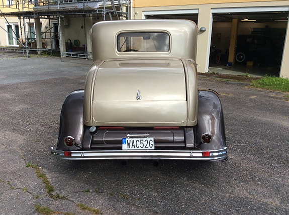 Ford B 6 of 11