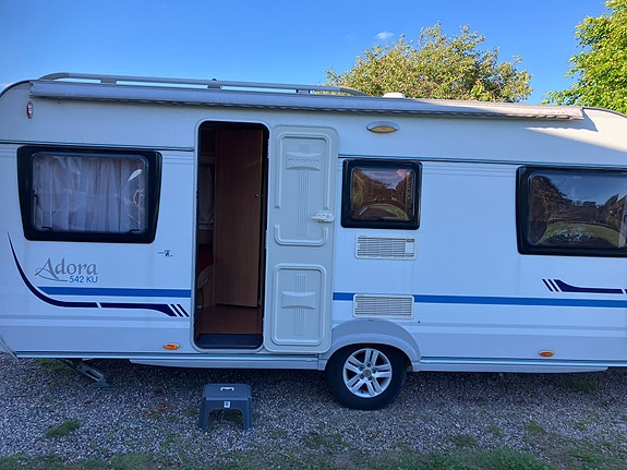 Adria Adora 542 KU 2 of 15