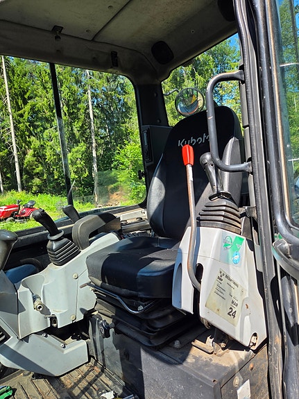 Kubota KX 057 4 of 8