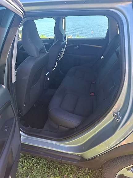 Volvo XC70 11 of 12