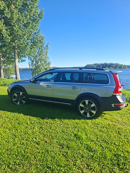 Volvo XC70 5 of 5