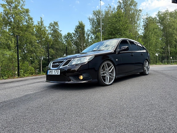Saab 9-3 2 of 5