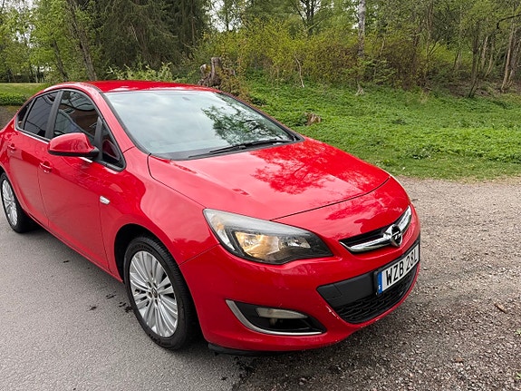 Opel Astra 3 of 5