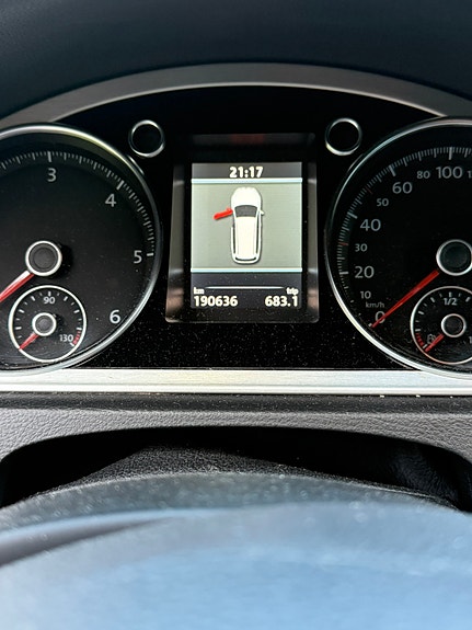 Volkswagen Passat Alltrack 8 of 10