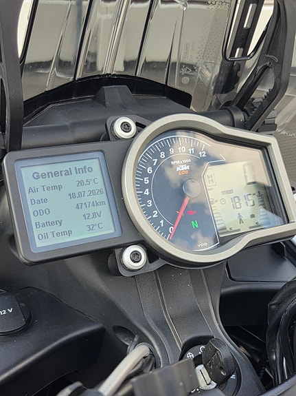 KTM 1290 Super Adventure 8 of 12