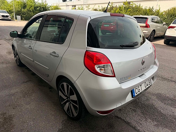Renault Clio 3 of 5