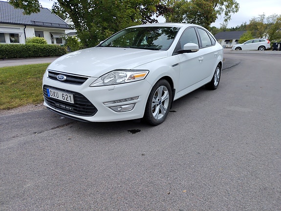 Ford Mondeo 2 of 5