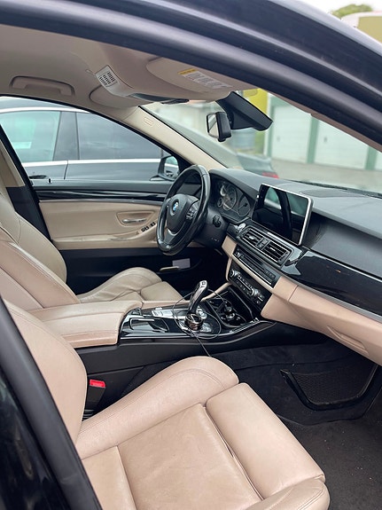 BMW 523i 12 of 17