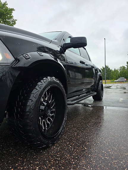 Dodge RAM 1500 12 of 23