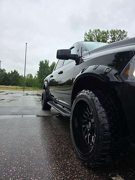 Dodge RAM 1500 5 of 5