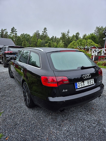Audi A6 4 of 5