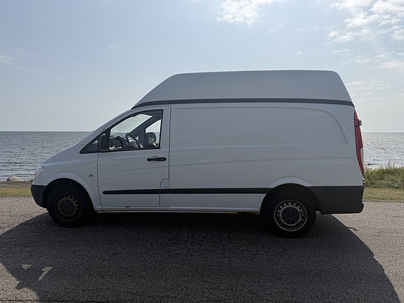 Mercedes-Benz Vito 111 2 of 5