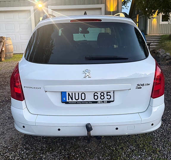 Peugeot 308 SW 5 of 5