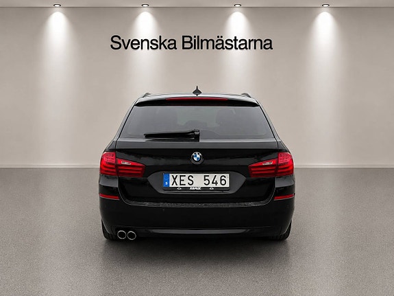 BMW 530d 4 of 5