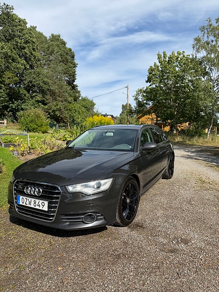 Audi A6 4 of 16