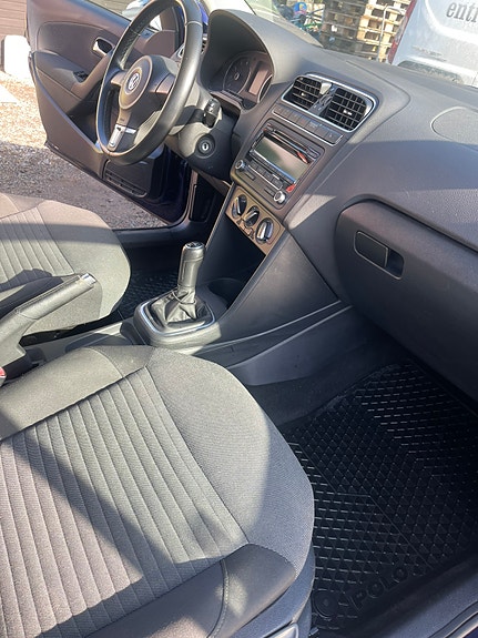 Volkswagen Polo 6 of 8