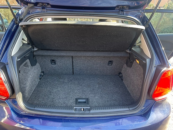 Volkswagen Polo 5 of 8