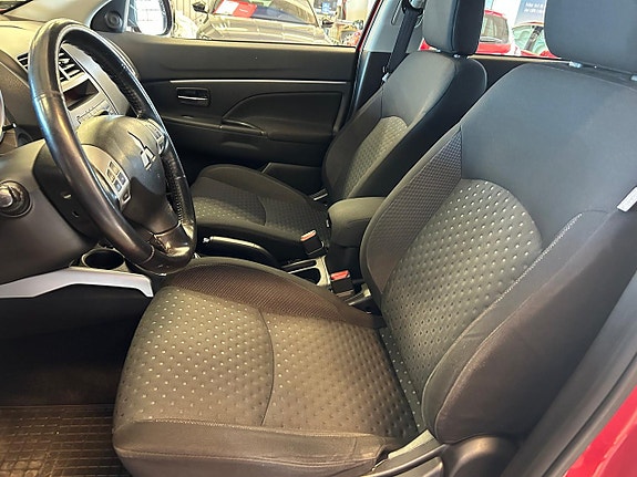Mitsubishi ASX 8 of 15