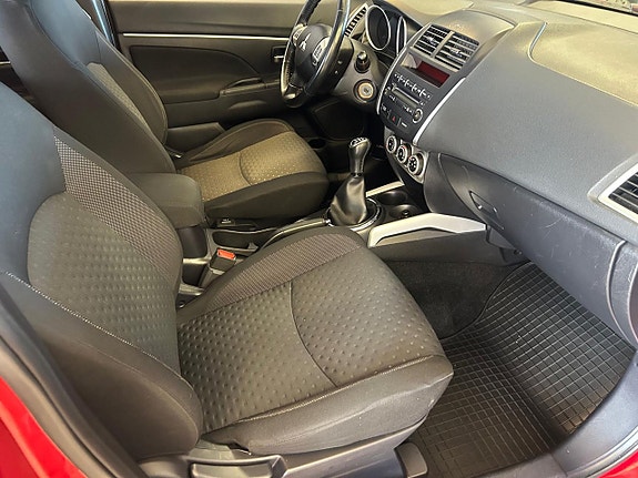 Mitsubishi ASX 13 of 15