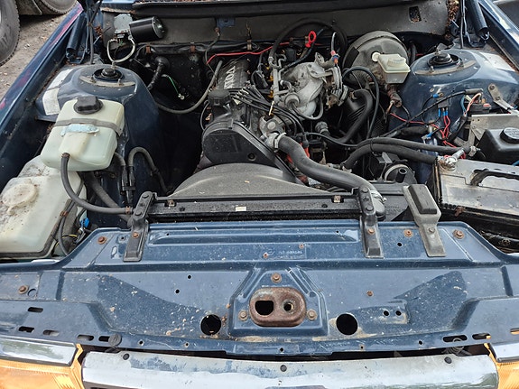 Volvo 245 4 of 4