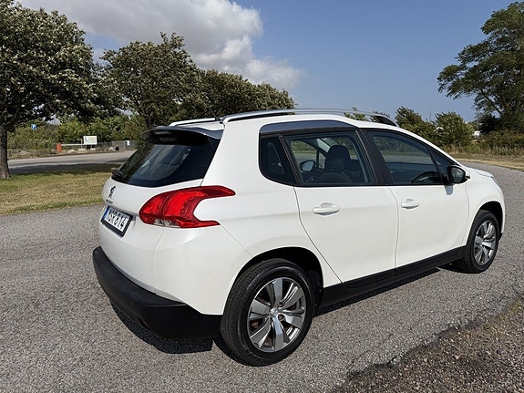 Peugeot 2008 4 of 5