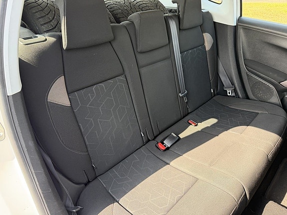 Peugeot 2008 11 of 13