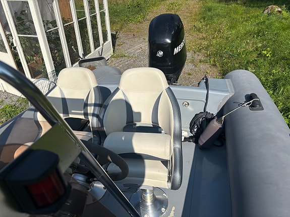 RIB Unlimited 600, 100hk mercury, 80-trailer 5 of 5