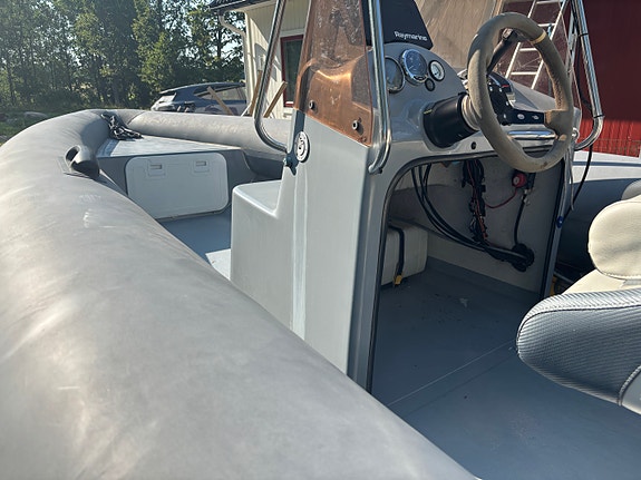 RIB Unlimited 600, 100hk mercury, 80-trailer 4 of 5