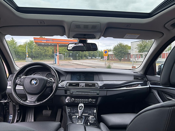 BMW 535i 3 of 5
