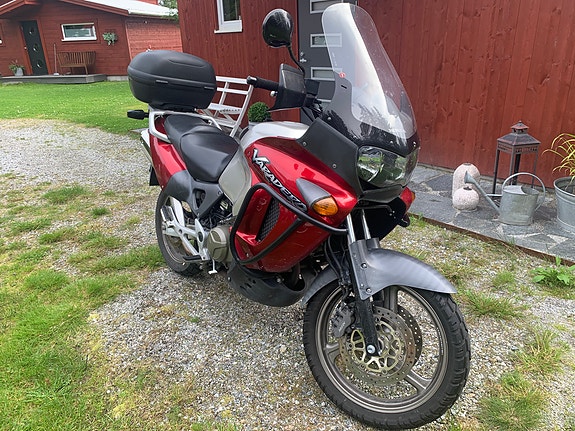 Honda XL1000V Varadero 2 of 3