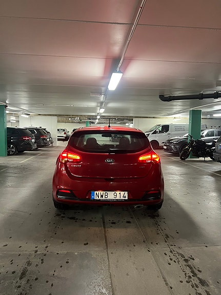 Kia Ceed 2 of 6