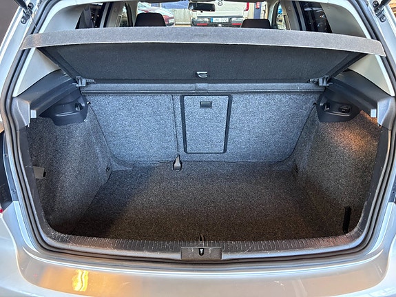 Volkswagen Golf I 19 of 21