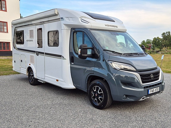 Weinsberg Carasuite 650 MF Taksäng, Markis, Isofix, Nybesiktad 2 of 5