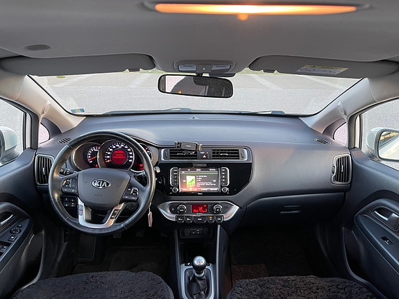 Kia Rio 9 of 9