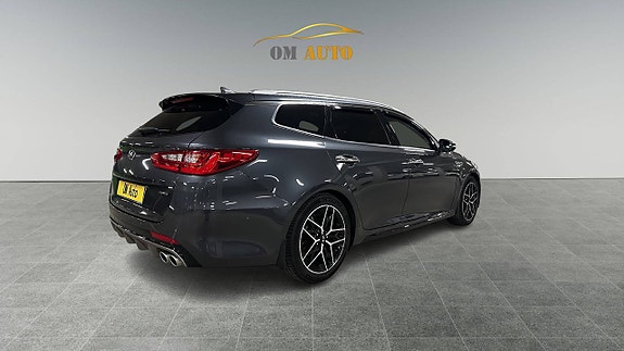 Kia Optima 2 of 28