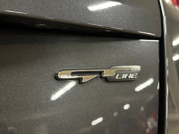 Kia Optima 25 of 28