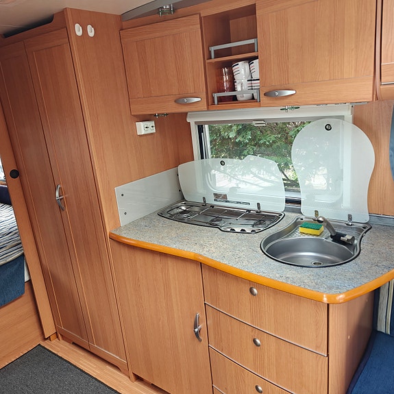Knaus Knaus Royale 580 UK UE 4 of 9