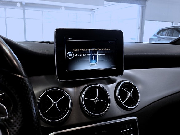 Mercedes-Benz CLA220 d 12 of 16