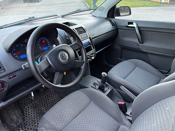 Volkswagen Polo 4 of 5