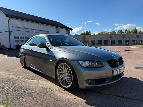 BMW 335d 4 of 8