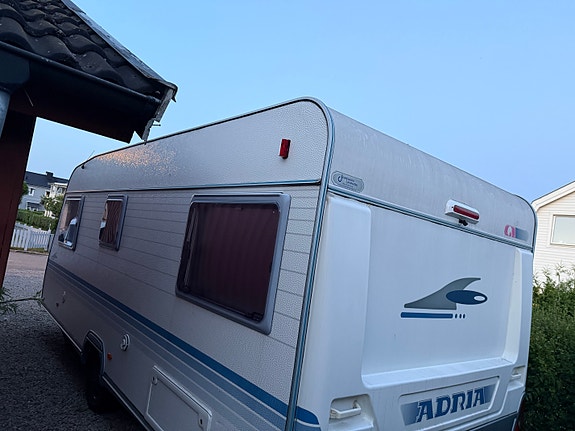 Adria Unica C 503 UP 24 of 30
