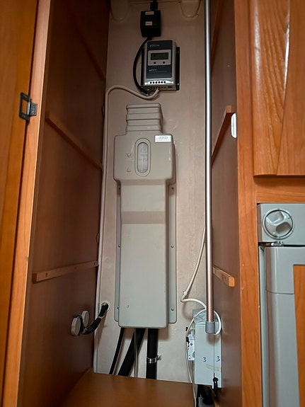 Adria Unica C 503 UP 17 of 30