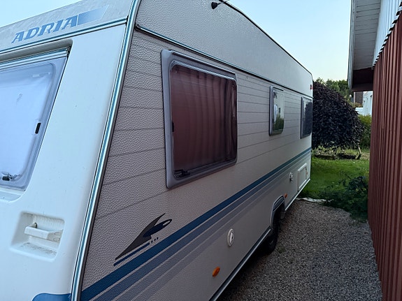 Adria Unica C 503 UP 25 of 30