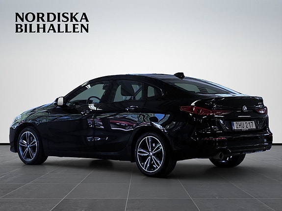 BMW 218i 5 of 5